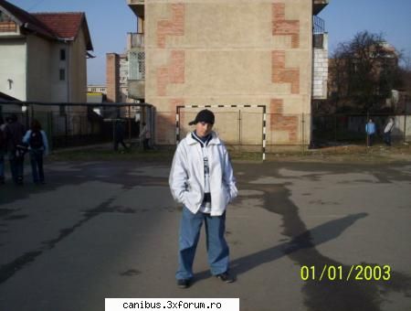 Acesta este un post demonstrativ - Mei..pt inceput postezi bine Bogdane..Esti tare - Chat ( Forum )