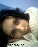 na :) poza e mica k`ai facuta pe telefon:) pupik :) va place de mine?? :p eu sper ca da ... re: sal